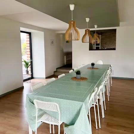 Maison Des H, Au Bord De L'etang Holiday home