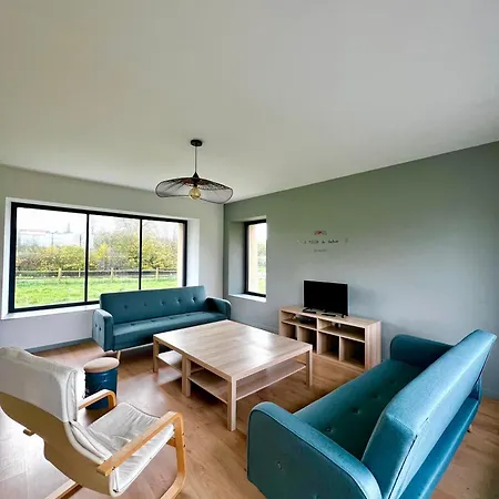 Maison Des H, Au Bord De L'etang Holiday home Canisy