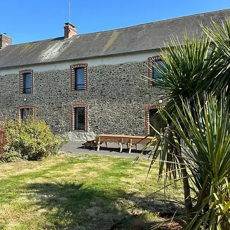 Maison Des H, Au Bord De L'etang