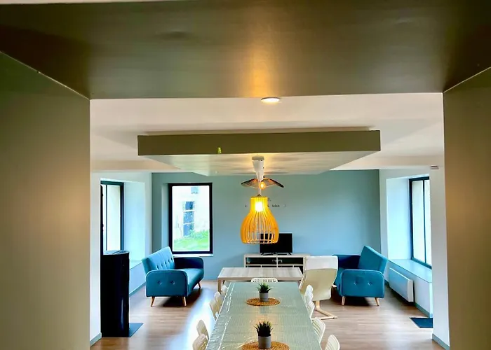 Maison Des H, Au Bord De L'etang Holiday home