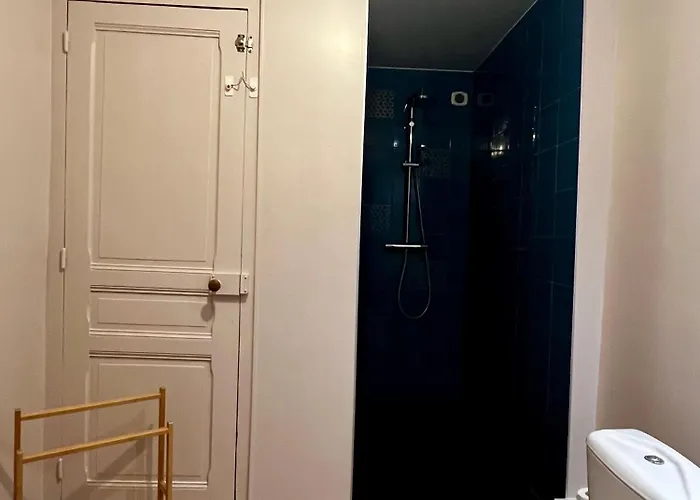 Maison Des H, Au Bord De L'etang Semesterbostad *