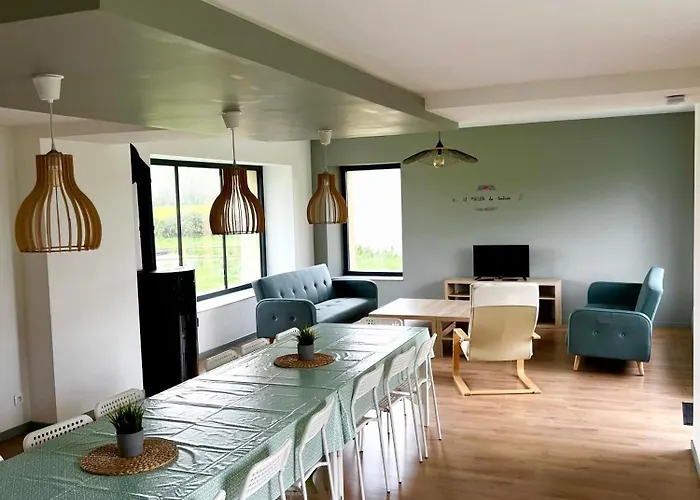 Holiday home Maison Des H, Au Bord De L'etang