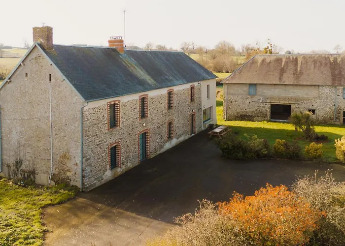 Casa vacanze Maison Des H, Au Bord De L'etang