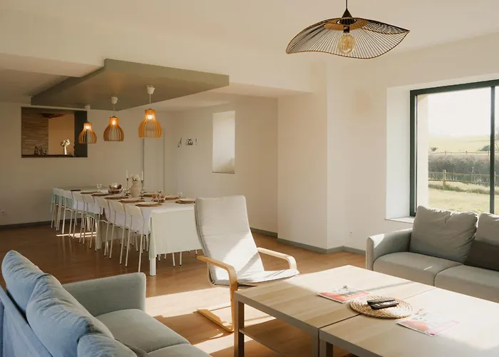 Maison Des H, Au Bord De L'etang Semesterbostad *