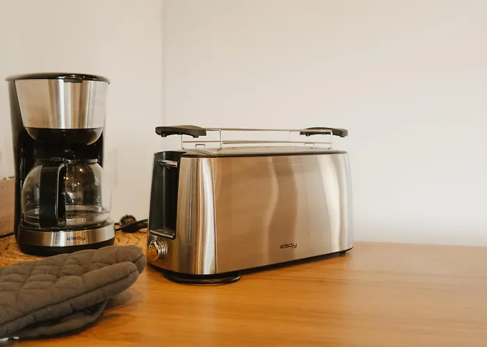 Maison Des H, Au Bord De L'etang *